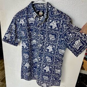 Reyn Spooner Navy and White Floral Men's Shirt- TAILORED FIT